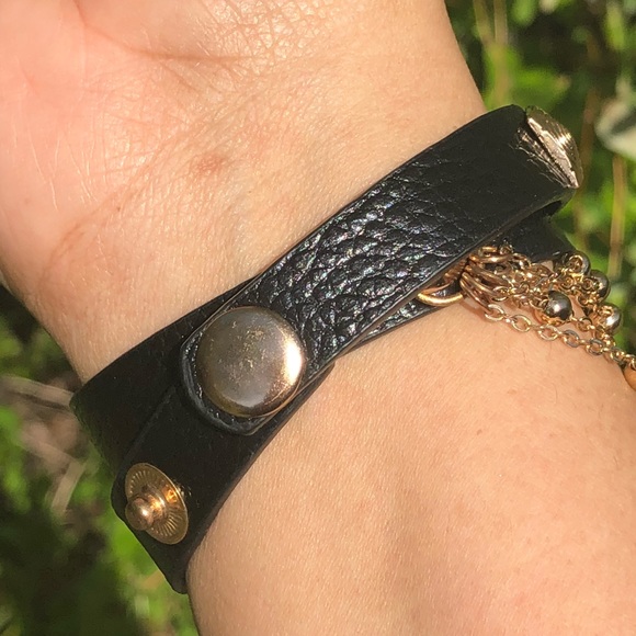 New Leather Bracelet With Gild Tone Hardward - Picture 6 of 7